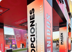 Columnas gráficas con opciones de impresión en un stand