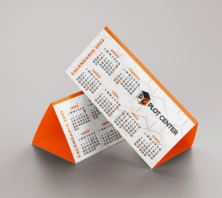Calendario de escritorio 2023 de Plot Center en formato carpa