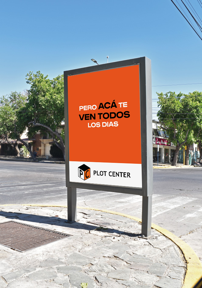 Chupete publicitario de Plot Center en San Juan